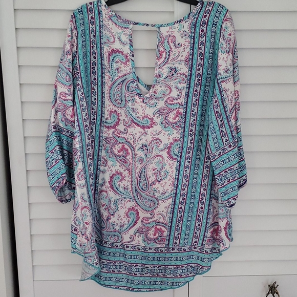 Blouse - Picture 2 of 4